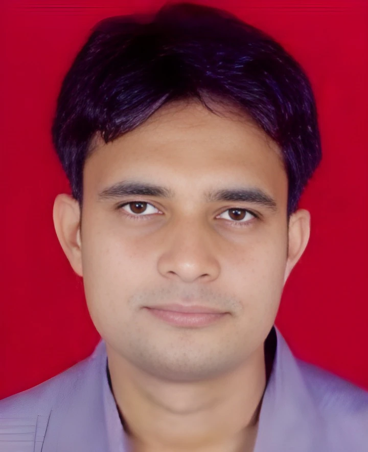 Dr Namit Saraf